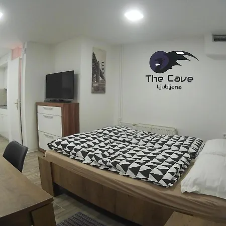 The Cave * ليوبليانا